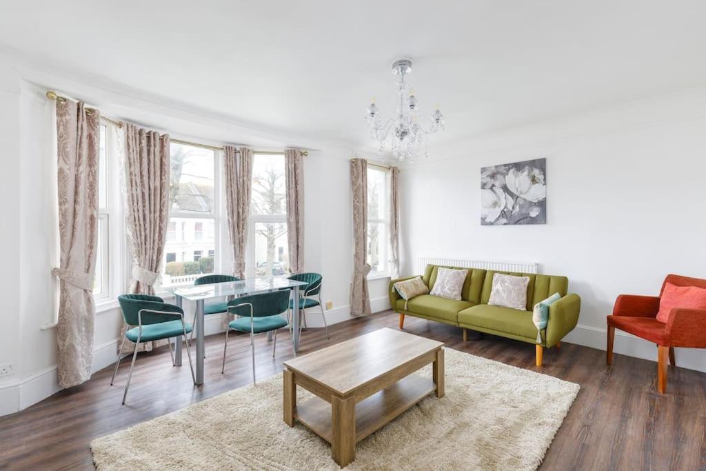 Charming 2 Bedroom Flat In Central Hove With Free Parking エクステリア 写真