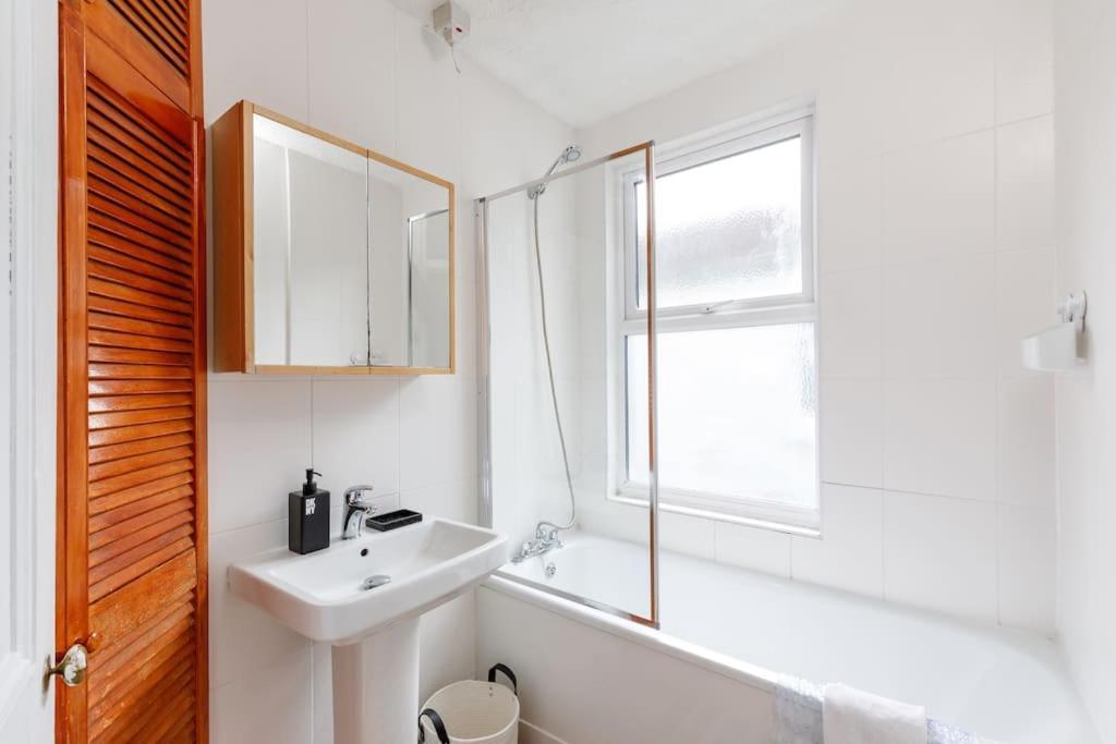 Charming 2 Bedroom Flat In Central Hove With Free Parking エクステリア 写真